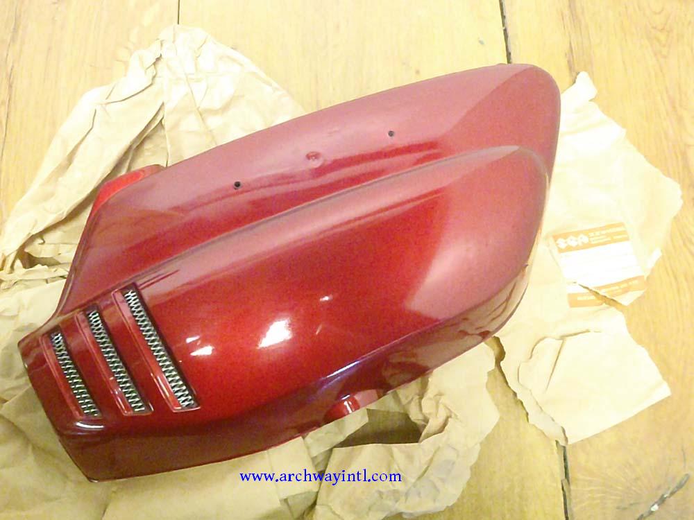 NOS Suzuki GT750 Left Side Cover Frame Cover Pearl Red